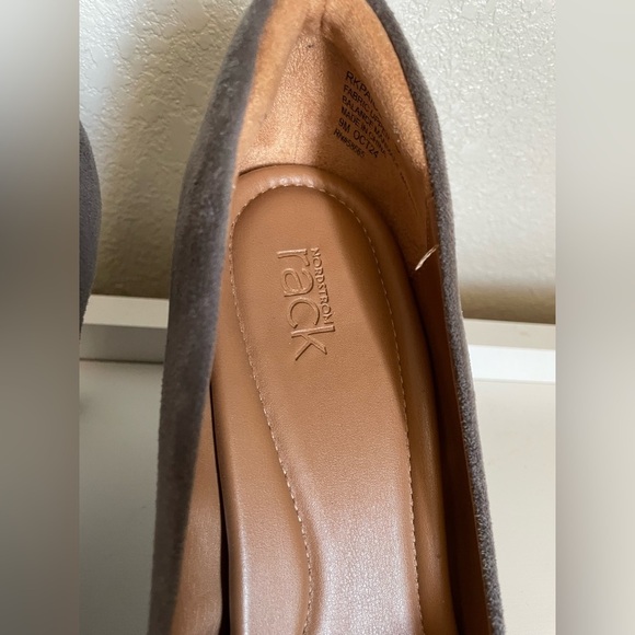 Nordstrom Gray Suede Heels Size 9M - Picture 3 of 7